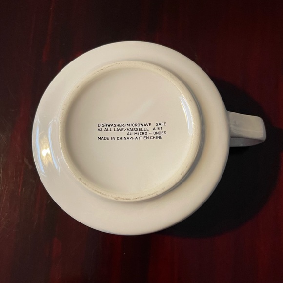 Campbell’s Soup Handled Soup Bowl Skiers - Picture 6 of 10